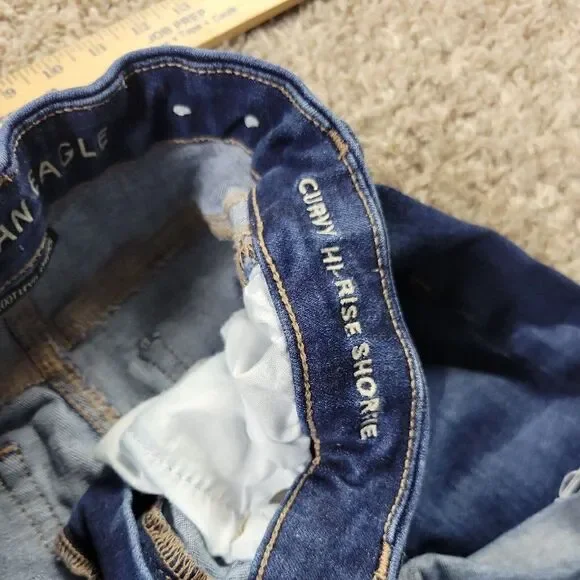 American Eagle Shorts Womens 4 Cury High-Rise Shortie Cut Off Dark Wash Denim - Picture 4 of 8